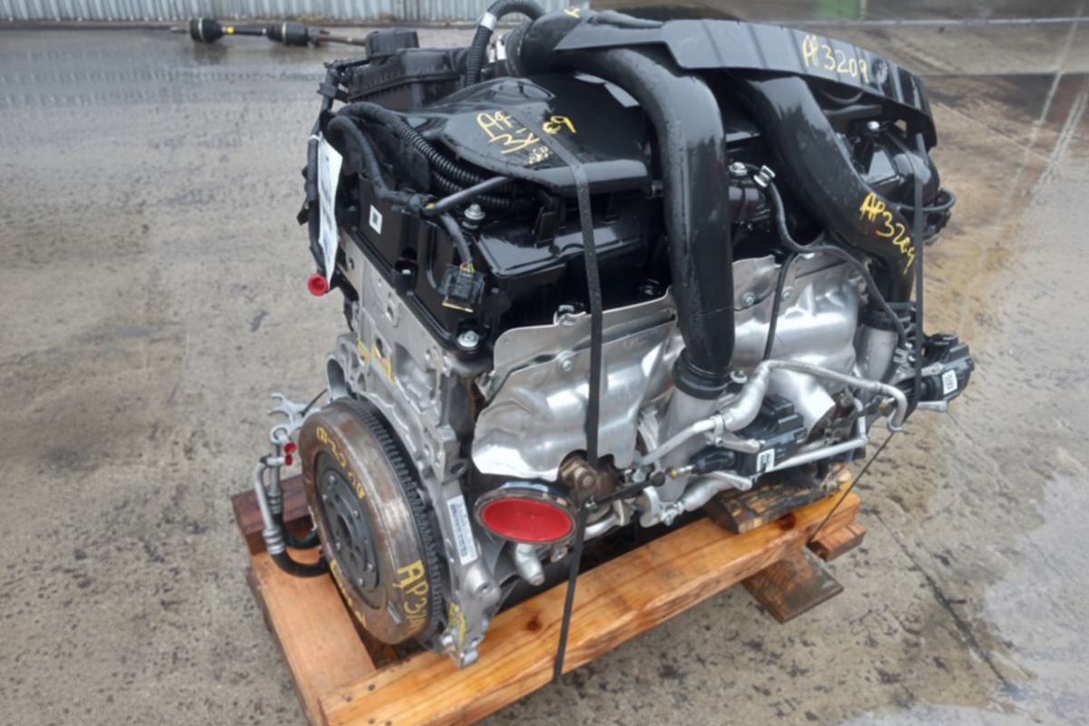 High Resolution Engine Image